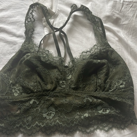 Candie’s  lace bralette in Size M - Picture 3 of 6